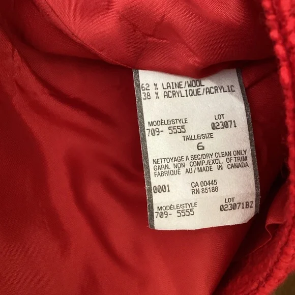 Red suit jacket - Picture 4 of 4